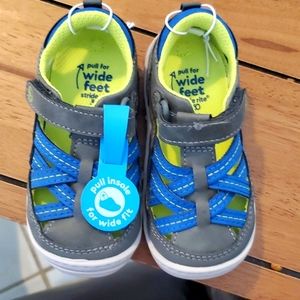 Stride Rite 360 Amos 2.0 Sandals